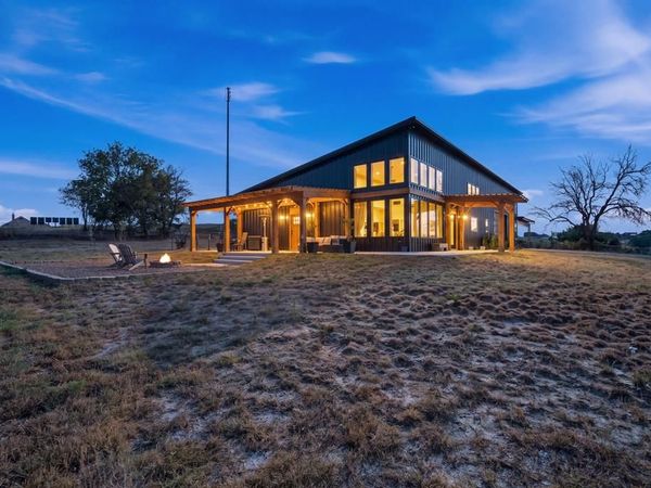 2430 N Cardinal Road , Reno, TX 76020