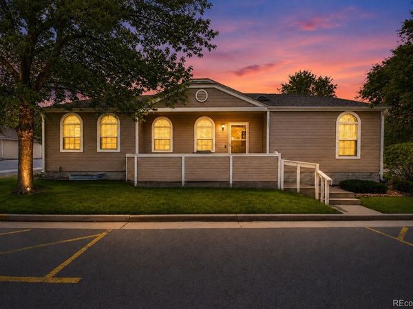 5868 W Asbury Place , Denver, CO 80227
