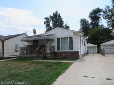 45 W Hudson Avenue , Madison Heights, Mi 48071