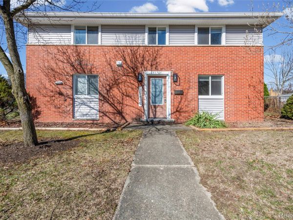 19615 Ingram Street , Livonia, Mi 48152