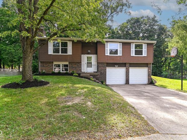 9109 Thrushwood Court, Indianapolis, IN 46250