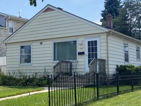 3409 W Wilbur Ave, Greenfield, WI 53221