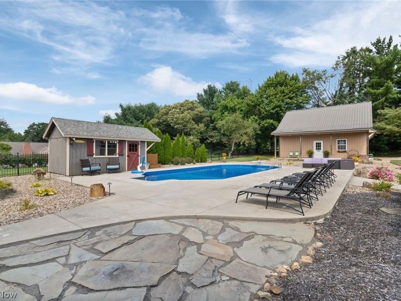 13345 Williamsburg Avenue NW, Uniontown, OH 44685 Photo 41