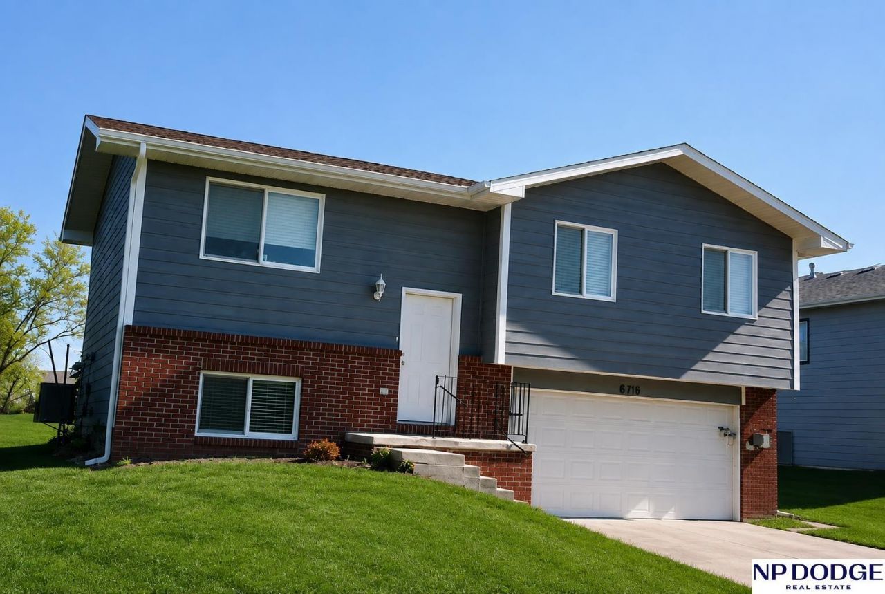 Please Call, Lincoln, NE 68521