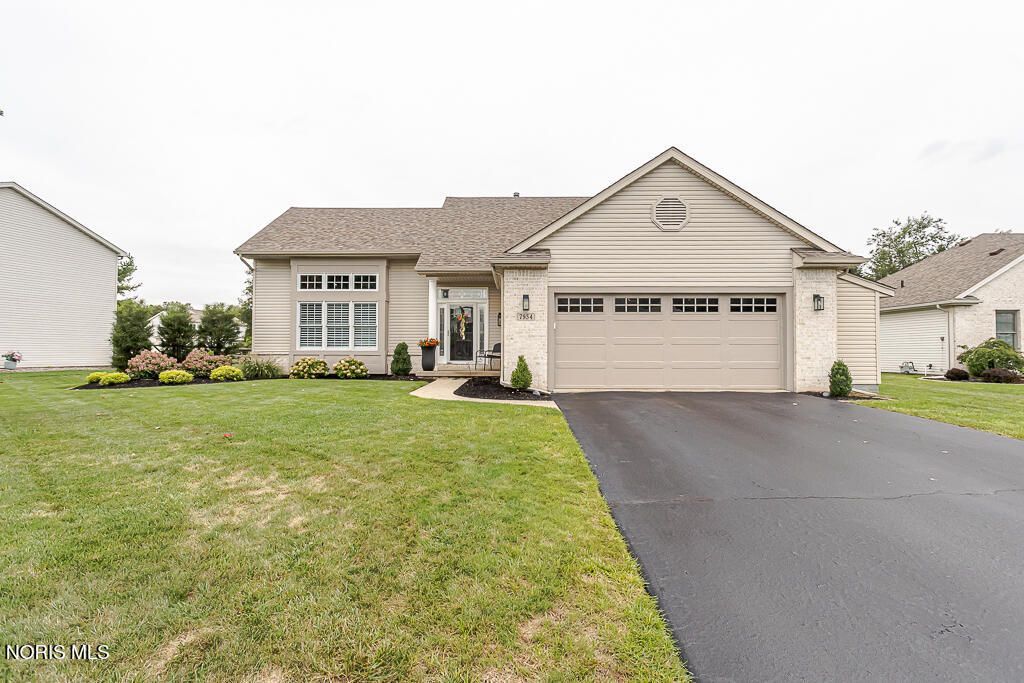 7954 Hidden View Drive, Holland, OH 43528 Main Photo