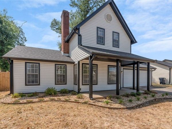 2408 W Mulberry Street , Rogers, AR 72758