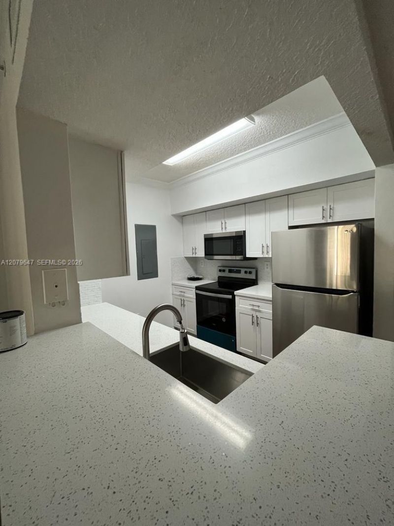 215 SW 117th Ter , Unit 14204, Pembroke Pines, FL 33025 Photo