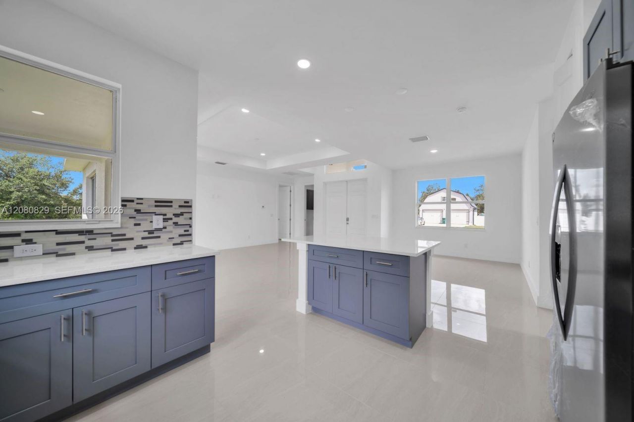 856 William Denver St, Lehigh Acres, FL 33974 Photo