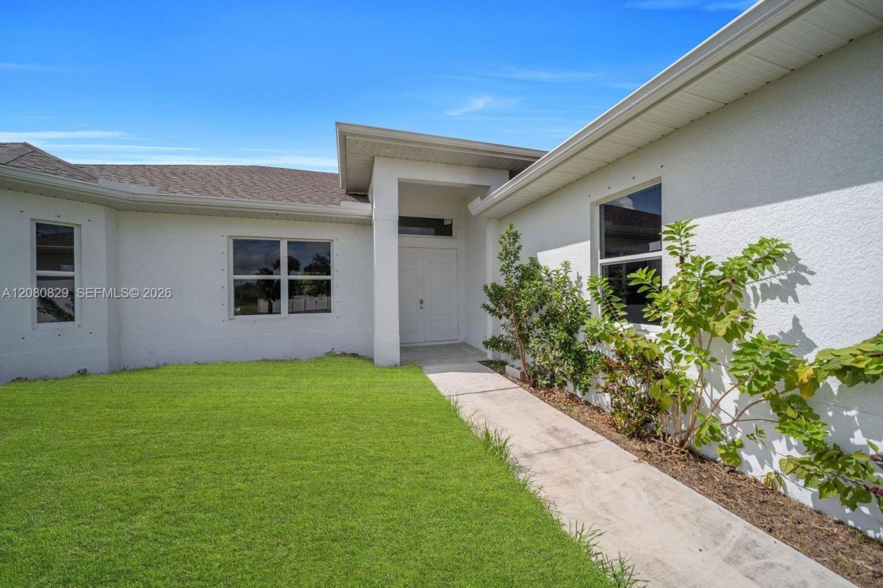856 William Denver St, Lehigh Acres, FL 33974 Photo