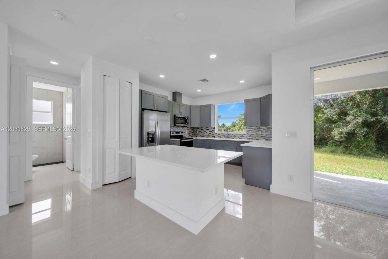 856 William Denver St, Lehigh Acres, FL 33974 Photo