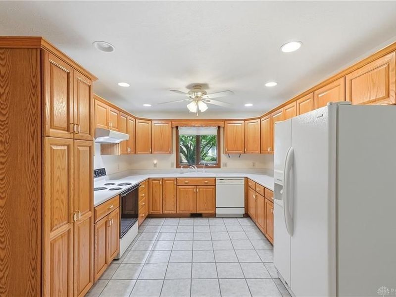 9425 Brenrick Drive, Piqua, OH 45356 Photo 15