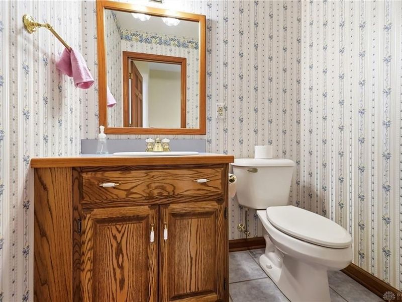 9425 Brenrick Drive, Piqua, OH 45356 Photo 23
