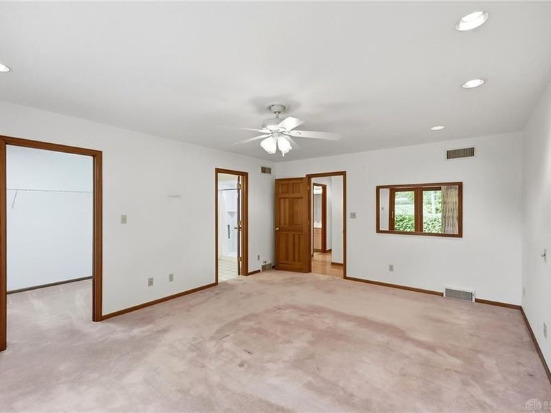 9425 Brenrick Drive, Piqua, OH 45356 Photo 26