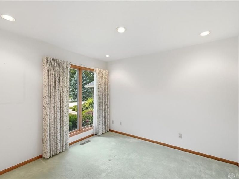 9425 Brenrick Drive, Piqua, OH 45356 Photo 30
