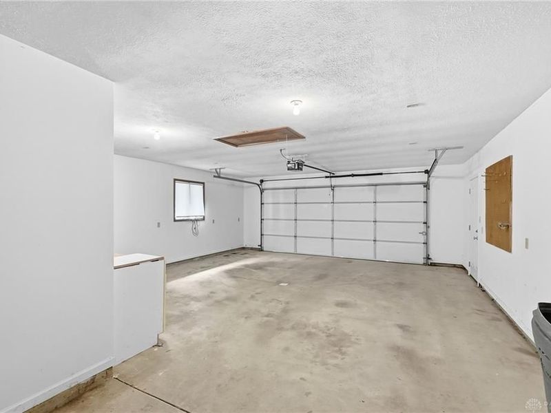 9425 Brenrick Drive, Piqua, OH 45356 Photo 38