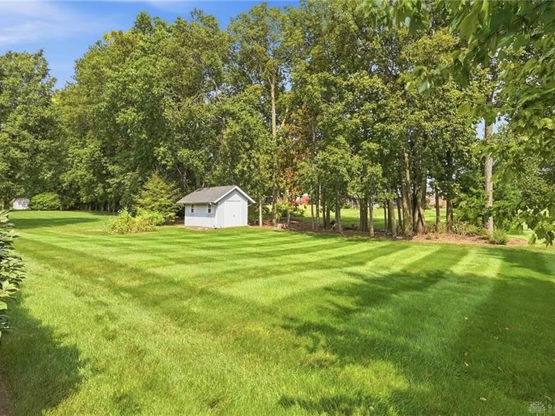 9425 Brenrick Drive, Piqua, OH 45356 Photo 44
