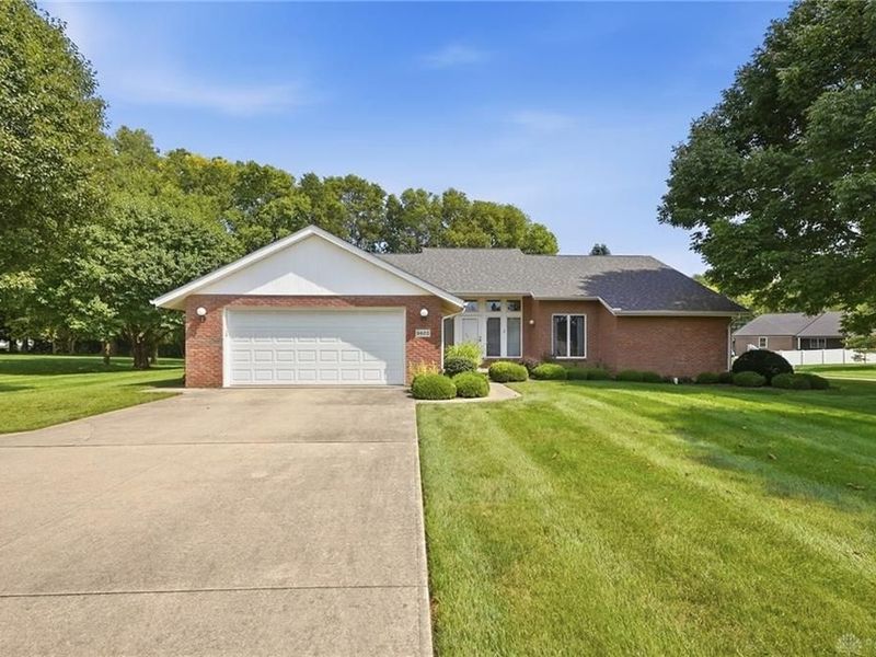 9425 Brenrick Drive, Piqua, OH 45356 Photo 8