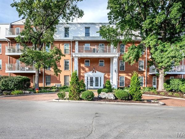 14471 Bantry Lane, Unit 2, Chesterfield, MO 63017