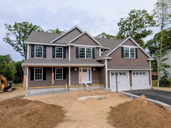 3 Blaisdell Court, Raymond, NH 03077