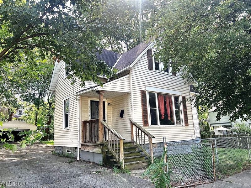 10402 Shale Avenue, Cleveland, OH 44104 Photo 2