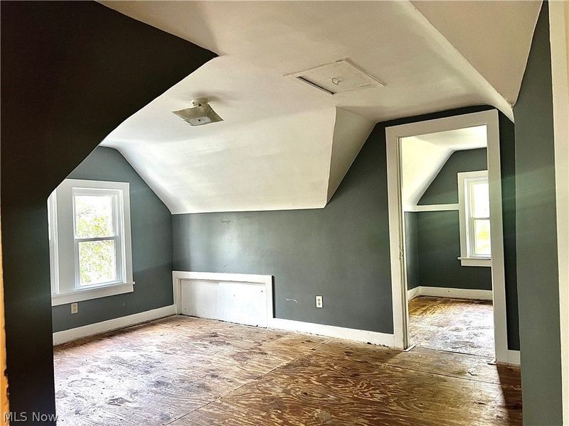 10402 Shale Avenue, Cleveland, OH 44104 Photo 7
