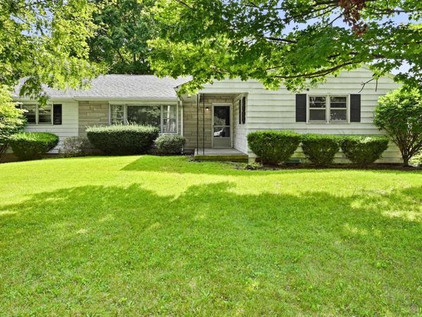 3198 S Crestview Drive, New Castle, IN 47362