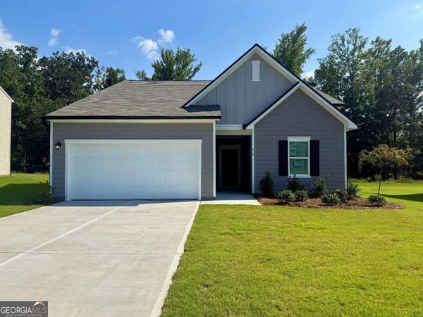 32 Crescent Boulevard, Carrollton, GA 30116