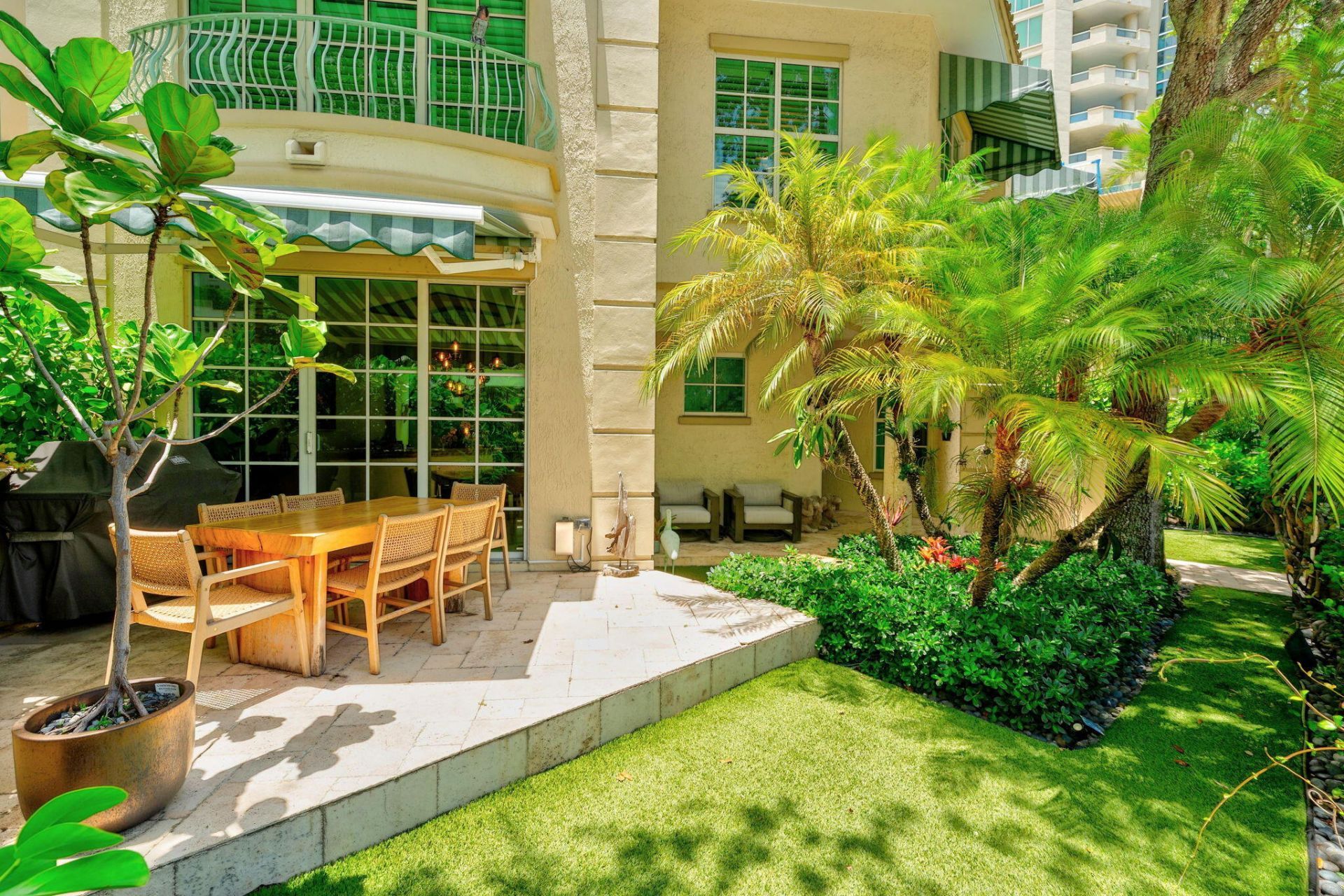 411 N New River Drive E, Unit V-2, Fort Lauderdale, FL 33301 Photo