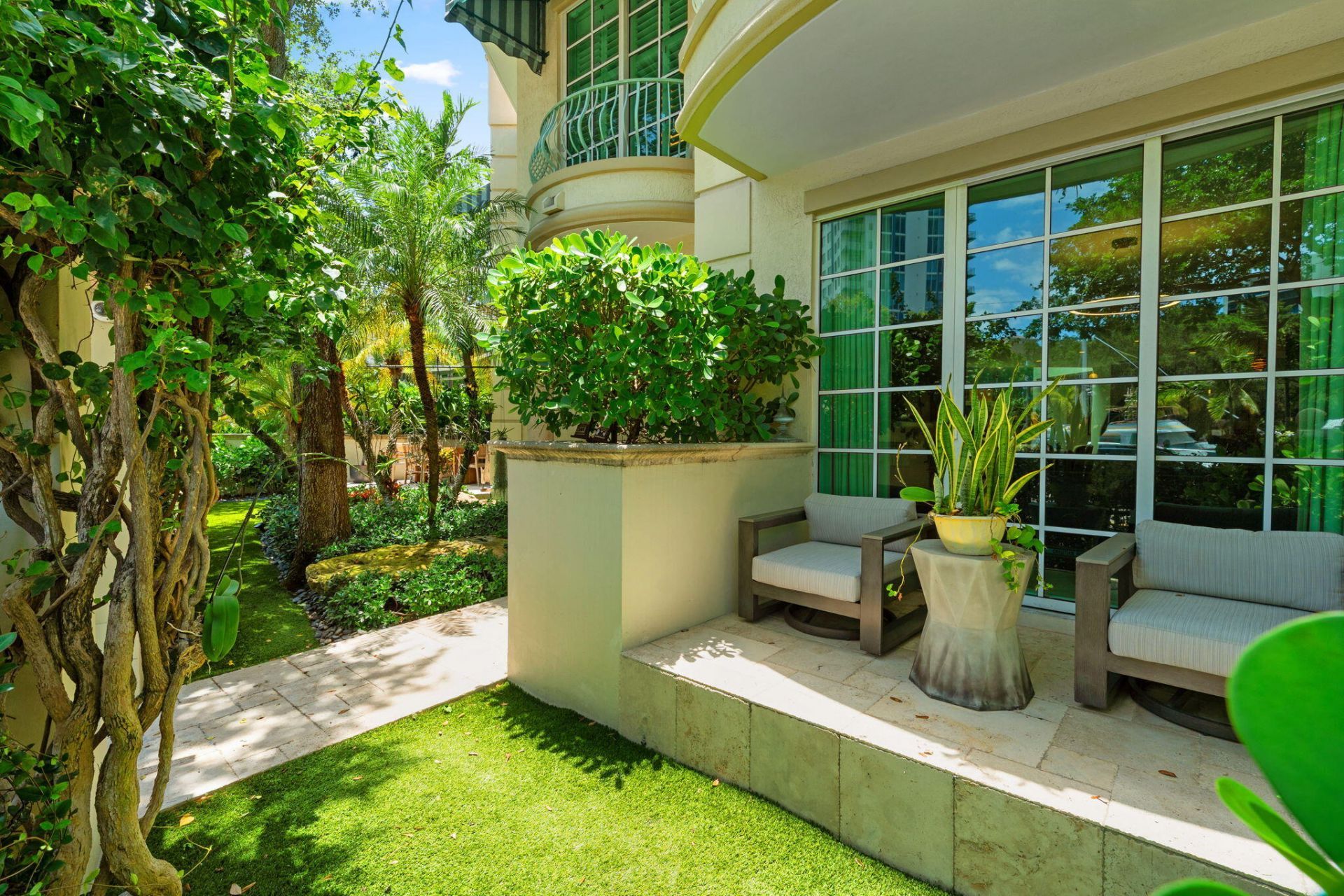 411 N New River Drive E, Unit V-2, Fort Lauderdale, FL 33301 Photo