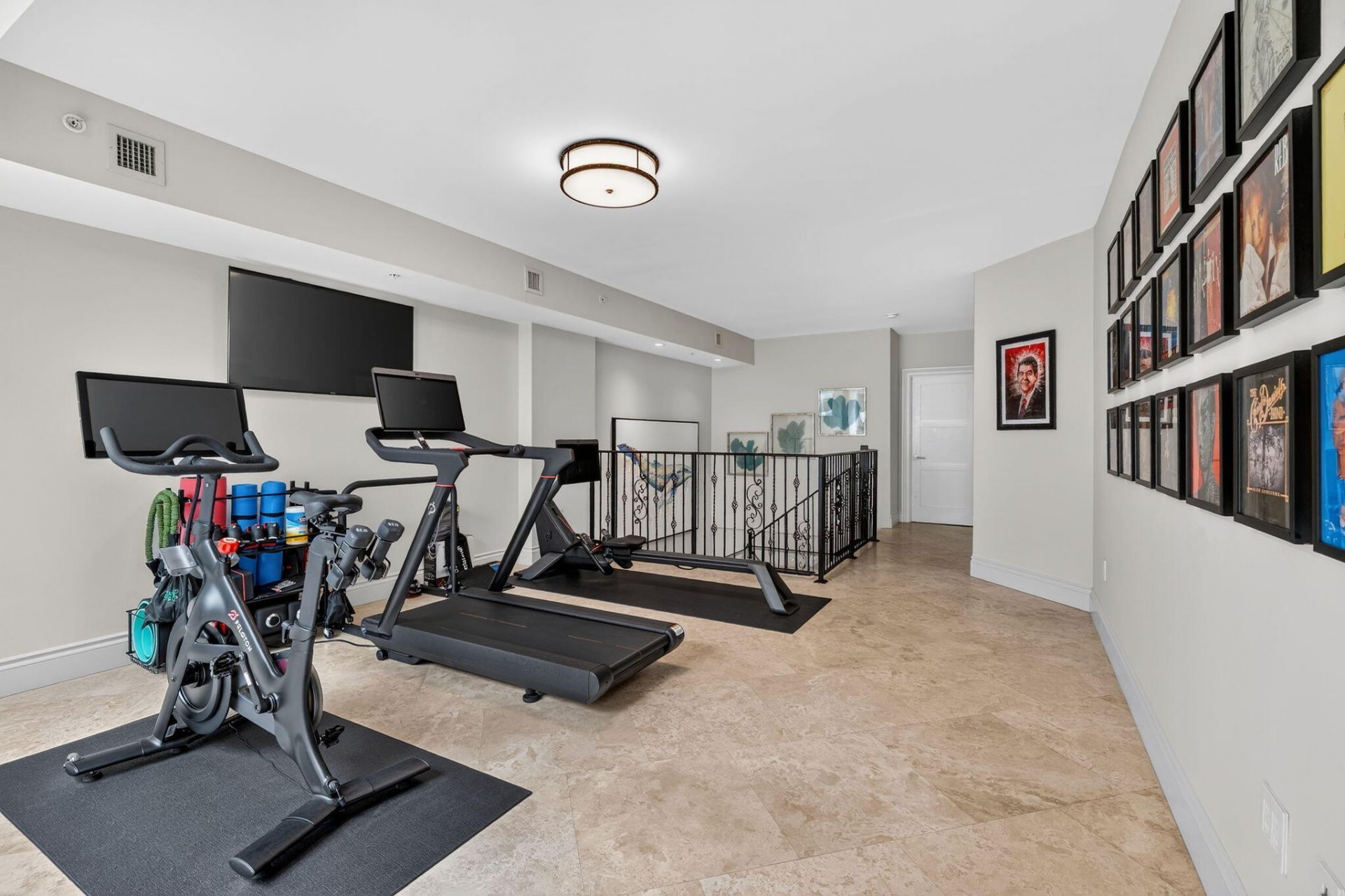 411 N New River Drive E, Unit V-2, Fort Lauderdale, FL 33301 Photo