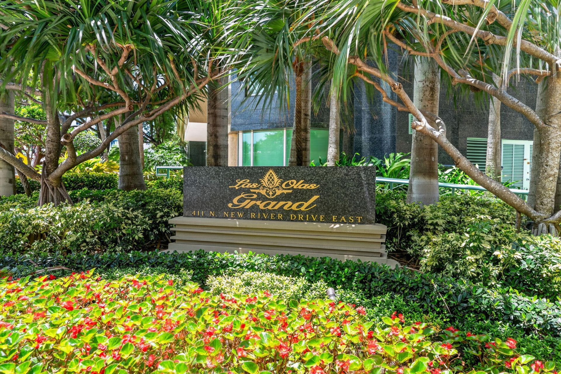 411 N New River Drive E, Unit V-2, Fort Lauderdale, FL 33301 Photo