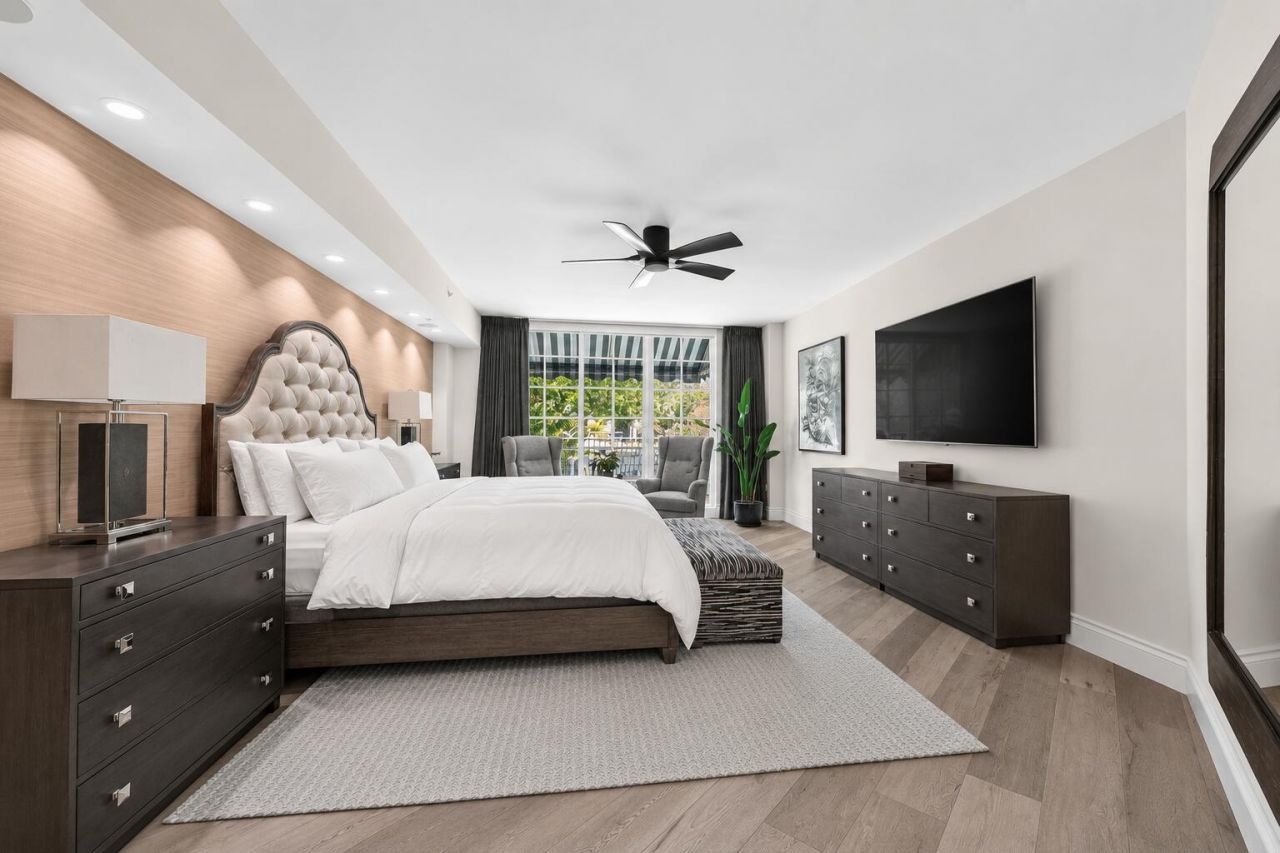 411 N New River Drive E, Unit V-2, Fort Lauderdale, FL 33301 Photo