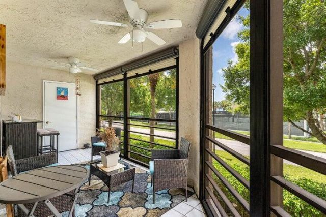 10110 Cedar Point Boulevard, Unit 203, Boynton Beach, FL 33437 Photo