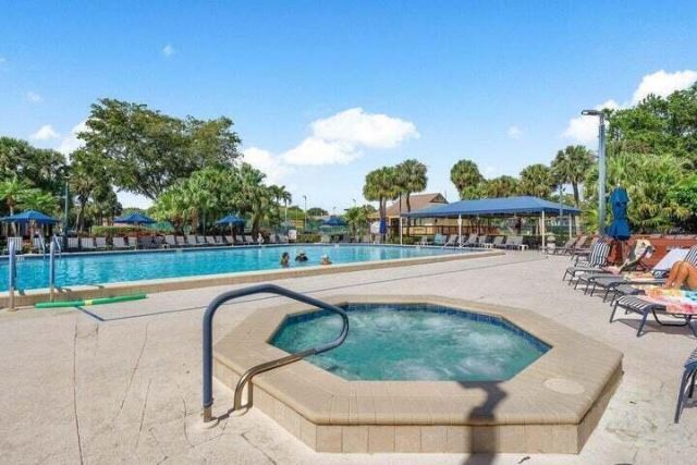 10110 Cedar Point Boulevard, Unit 203, Boynton Beach, FL 33437 Photo