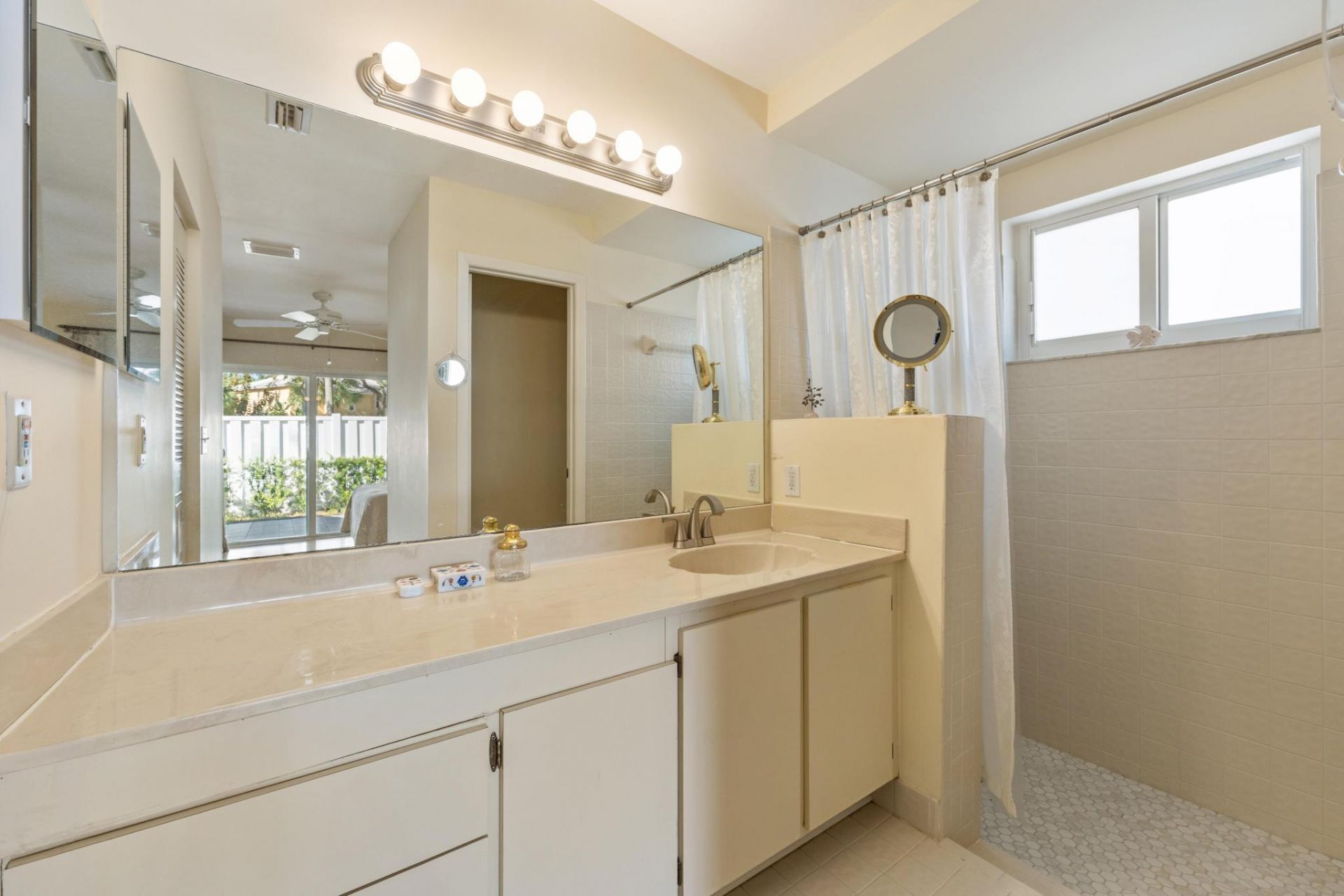 9822 NW 2nd Court, Plantation, FL 33324 Photo