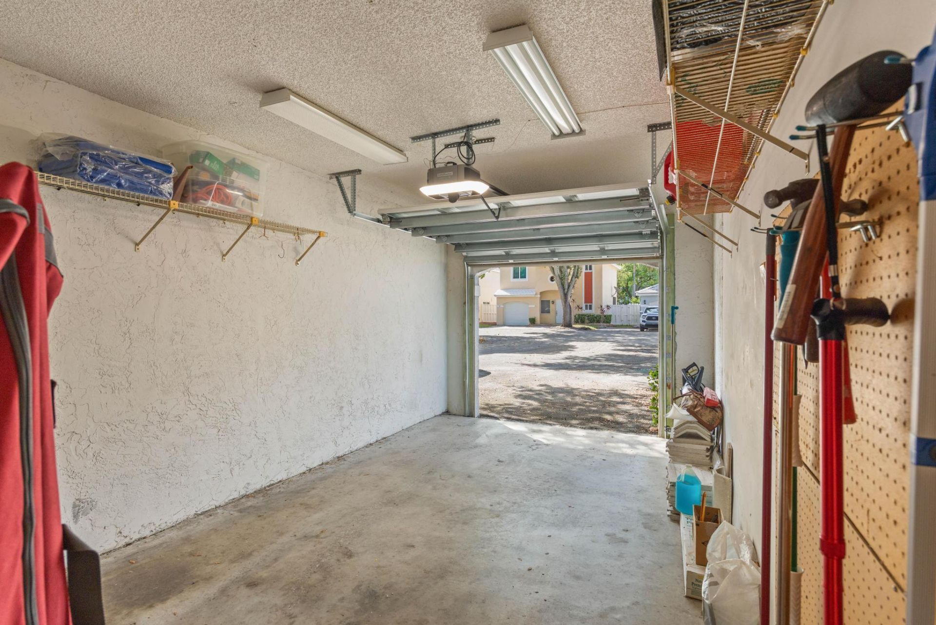 9822 NW 2nd Court, Plantation, FL 33324 Photo