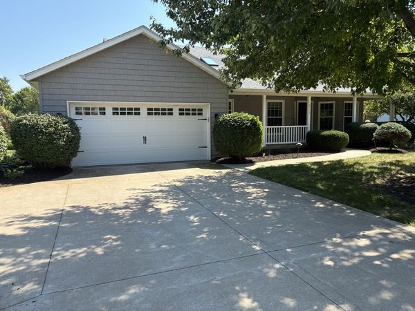6119 Utica Ridge Road , Davenport, IA 52807
