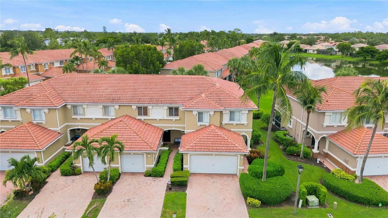 3372 Dandolo Circle, Unit 15, Cape Coral, FL 33909 Photo