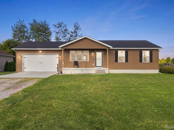 629 Range Road , Kimball Township, Mi 48074