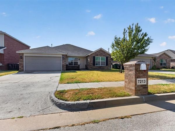 7213 E Prairie Twyne Drive, Yukon, OK 73099