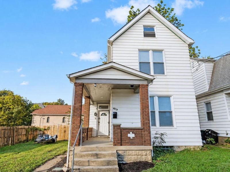 4613 W Mitchell Avenue, Cincinnati, OH 45232 Photo 1
