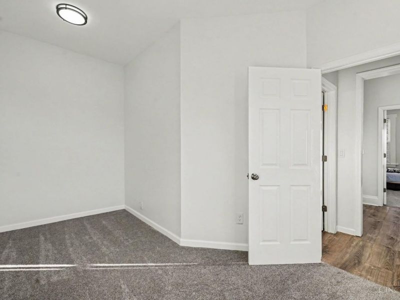 4613 W Mitchell Avenue, Cincinnati, OH 45232 Photo 17