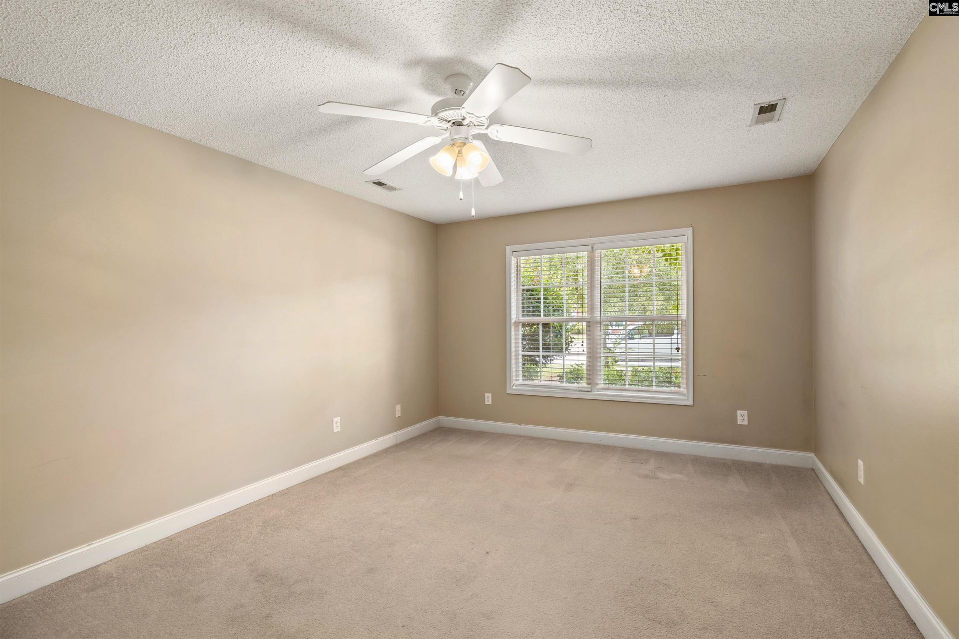 3540 Landmark Drive  Photo 10