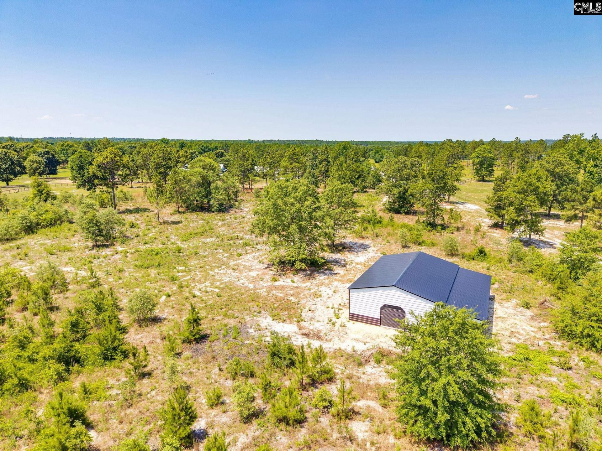 443 Hound Hollow Road Photo 4