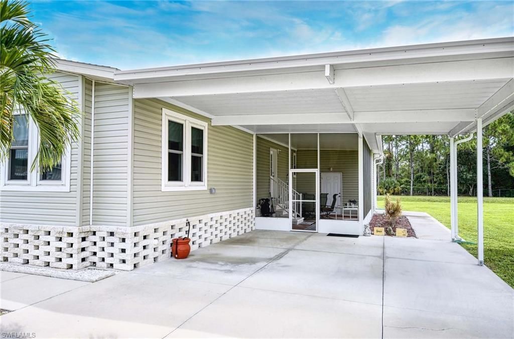 9790 Creekwood Ln, Fort Myers, FL 33905 Photo