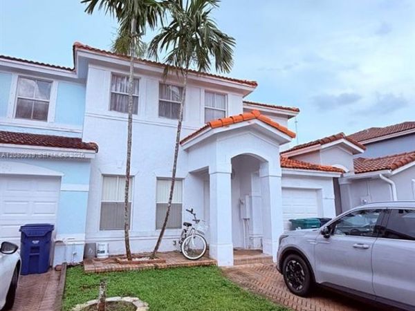 4729 SW 163rd Pl , Miami, FL 33185