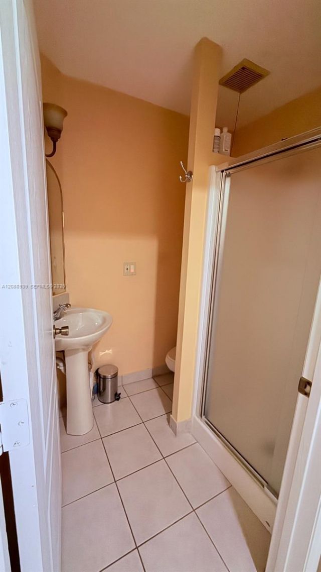 4729 SW 163rd Pl , Miami, FL 33185 Photo