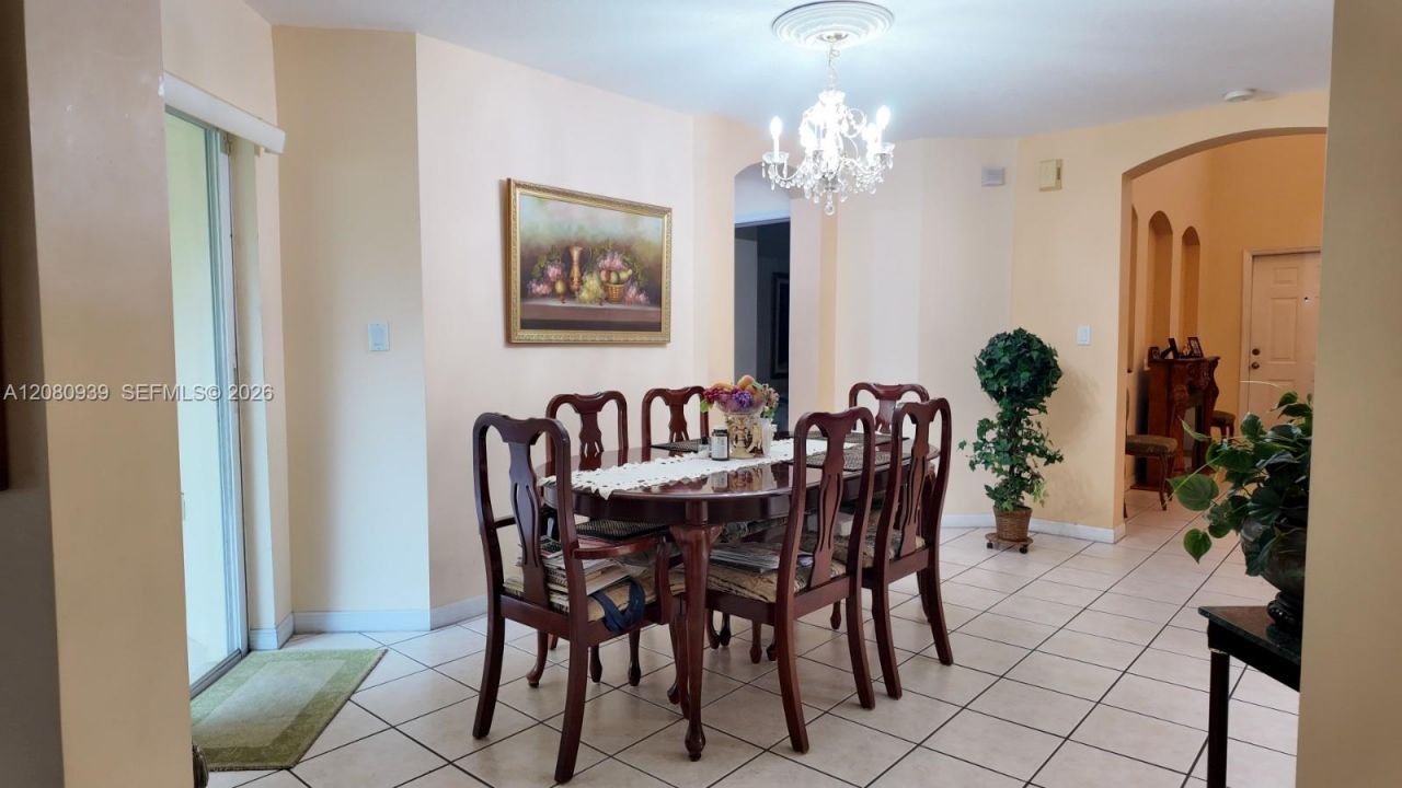 4729 SW 163rd Pl , Miami, FL 33185 Photo