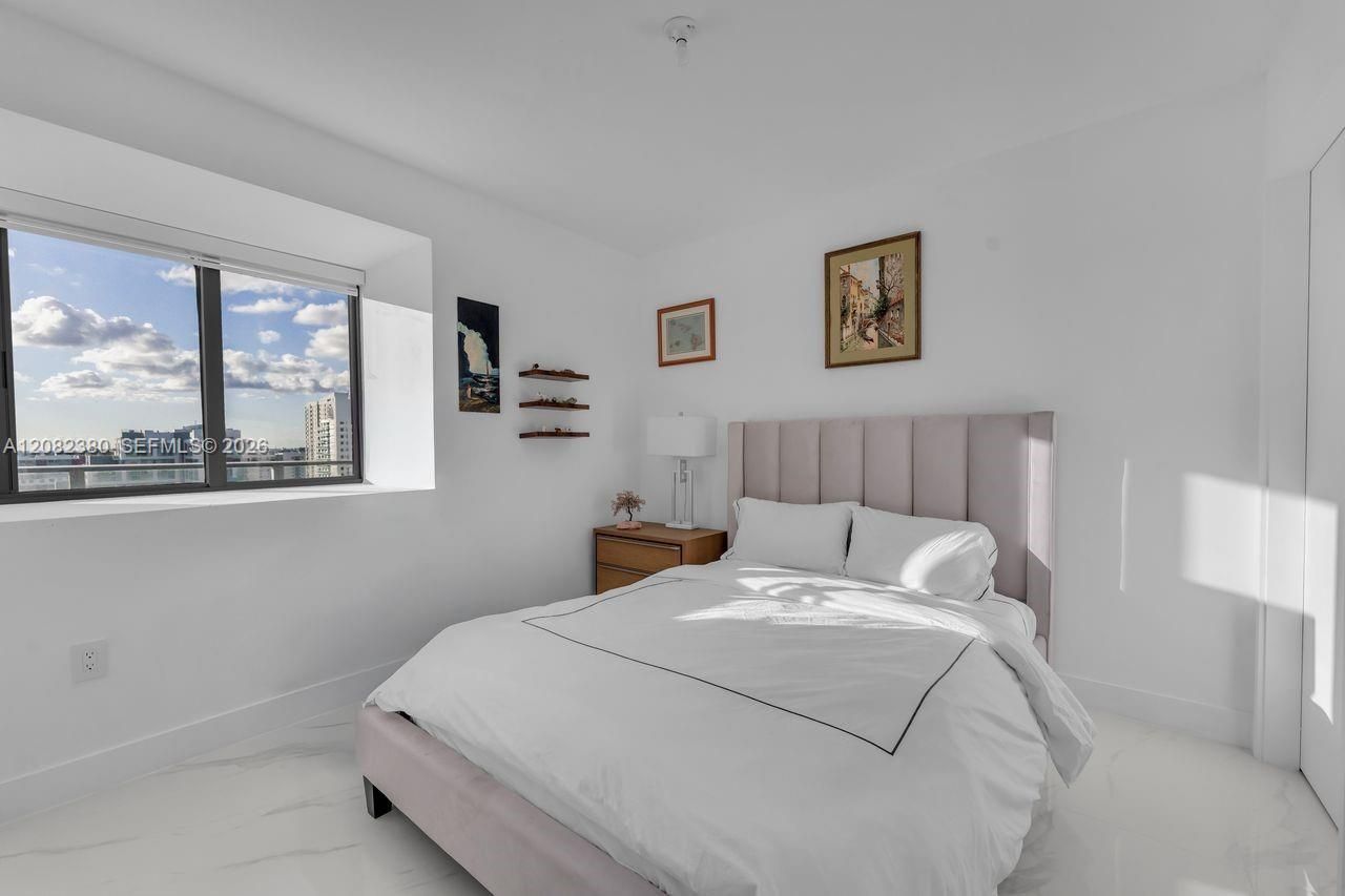 700 NE 24th St , Unit 1405, Miami, FL 33137 Photo
