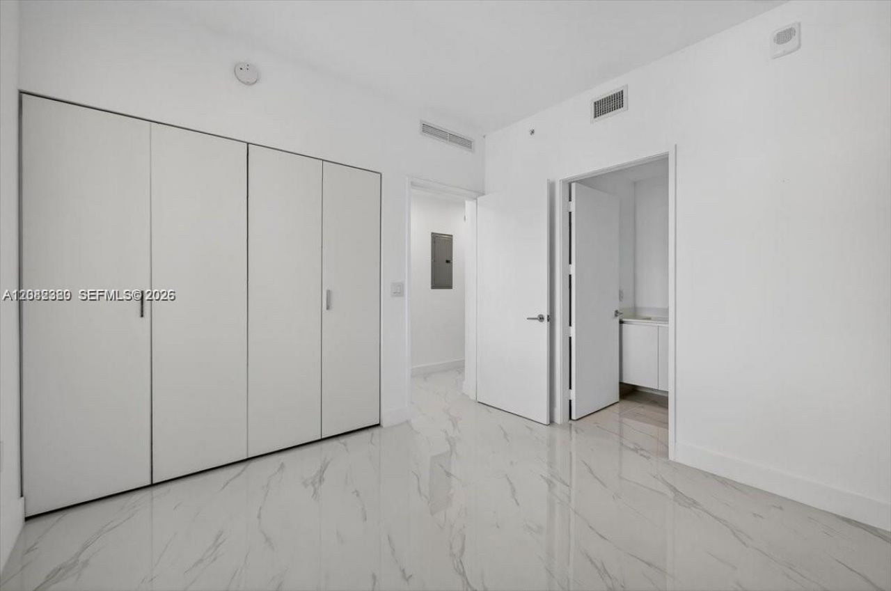 700 NE 24th St , Unit 1405, Miami, FL 33137 Photo